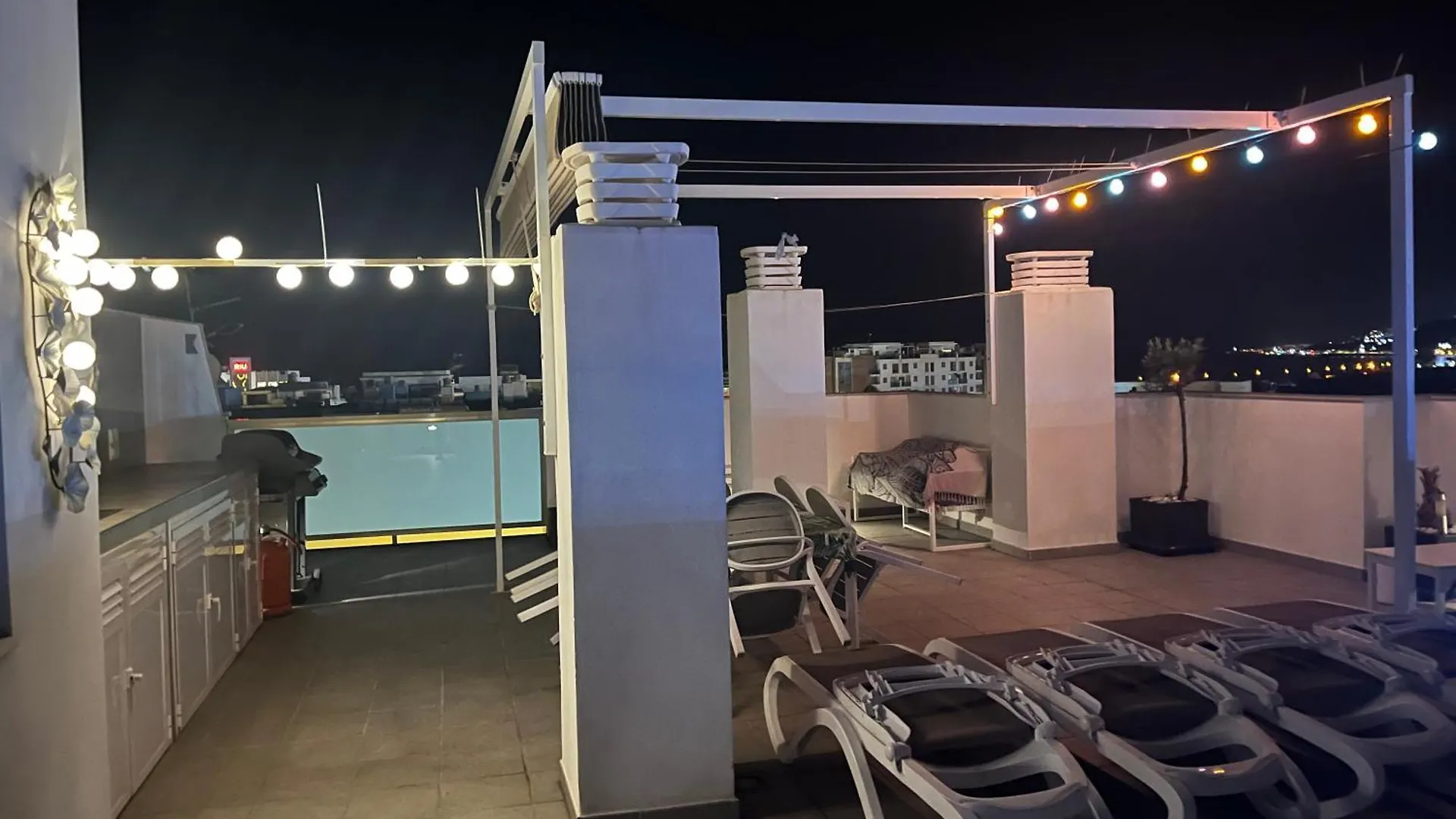 Apartmán Penthouse Gloria Nerja 0*,  Španělsko